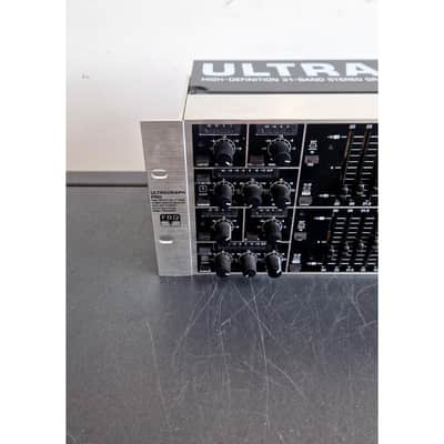 Behringer Ultragraph Pro (FBQ6200HD) - Equalisers - Very Good image 5