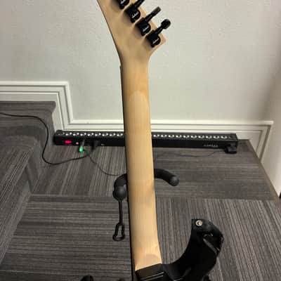 Jackson *MODDED* JS Series JS11 Dinky with Amaranth Fretboard 2019 - Present - Gloss Black image 5