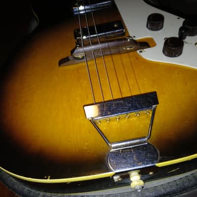 Vintage 1960 Harmony Silvertone STRATOTONE 1421 Guitar with Original Case image 4