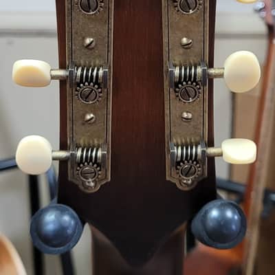 Iris DF Left Handed Adirondack top 1 3/4" nut image 6