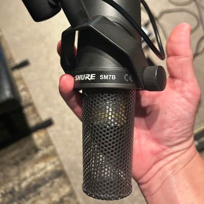 Shure SM7B Cardioid Dynamic Microphone 2001 - Present - Black image 3