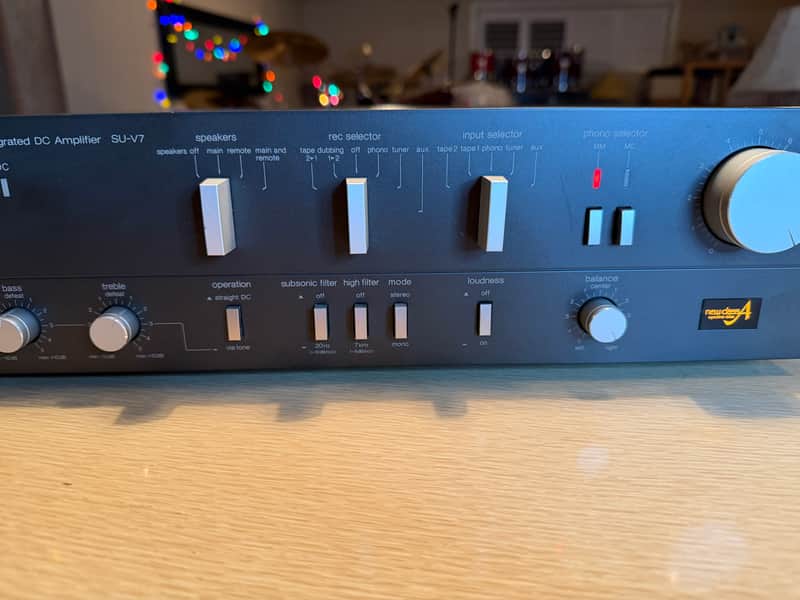 AMPLIFIER DC INTEGRATED STEREO SU-V7 Technics 【ジャンク】 ステレオインテグレーテッドDCアンプ SU-V7 Technics 80W+80W 50 AC100V 8Ω アンプ