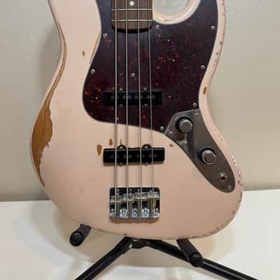 2018 Fender Flea Jazz Bass Road Worn Shell Pink - Mint Condition + G&G Hardshell Case image 3
