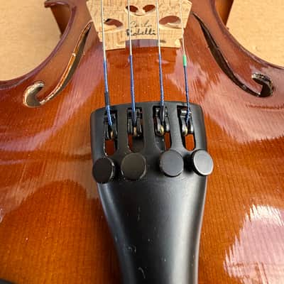 Carlo Robelli by Violmaster P-105 4/4 Full Size Violin w/ Bow, Case, Shoulder Rest & Rosin image 17