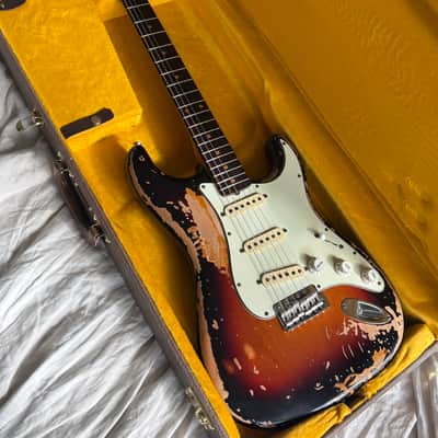 Fender Mike McCready Signature Stratocaster 2023 - Present - 3-Color Sunburst Relic image 6
