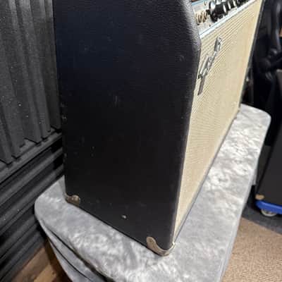 Fender Vibrolux Reverb 2-Channel 35-Watt 2x10" Guitar Combo 1970 - 1980 - Silverface image 2