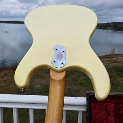 Mosrite Mark I (Ventures) 1965 - Pearl White - Made in USA image 15
