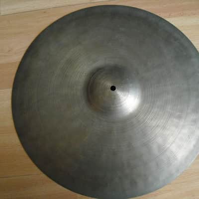 17 1/2" K Zildjian Istanbul Ride or Medium Cymbal 1620g image 1