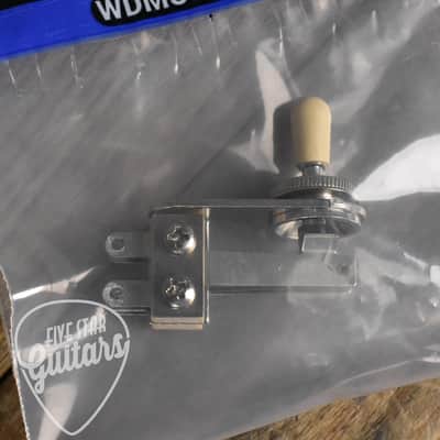 Switchcraft Right Angle 3 Way Toggle Switch image 2