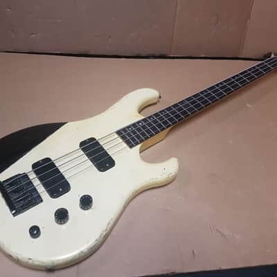 1987 GIBSON BASS IV - made in USA - THUNDERBIRD PICKUPS image 1