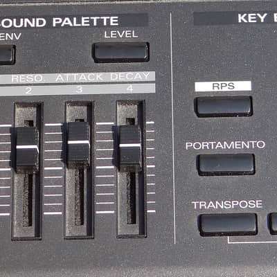 Roland XP-80 76-Key 64-Voice Music Workstation Keyboard 1999 - 2004 - Black image 5