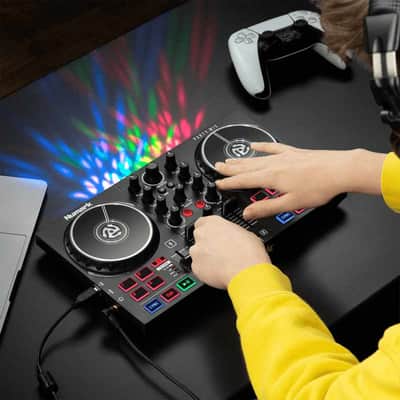 Numark PARTYMIX2 Contrôleur 2 voies avec système Light intégré, streaming image 4