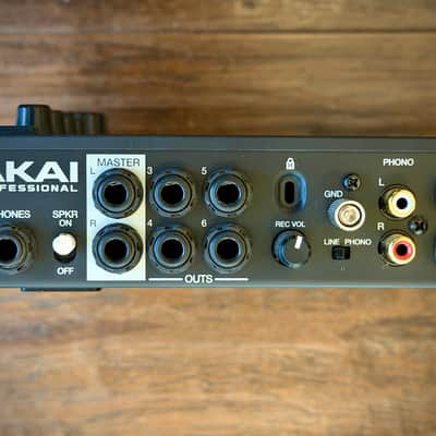 Akai MPC Live II Standalone Sampler / Sequencer - Black image 3