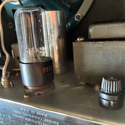 1975 Fender Vibro Champ 6-Watt image 13
