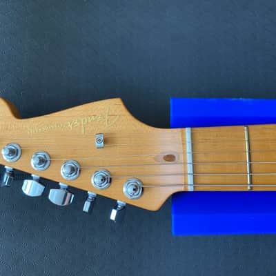 Fender American Ultra II Stratocaster with Maple Fretboard 2024 - Present - Solar Flare image 4