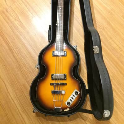 Hofner Beatle Bass 2000's 2 Color Sunburst W/hard case image 2