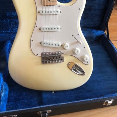 Fender Stratocaster 2007 - Vintage white image 2
