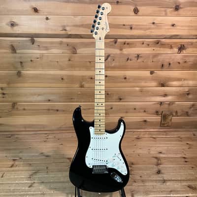 Fender VG Stratocaster Electric Guitar USED - Black image 2