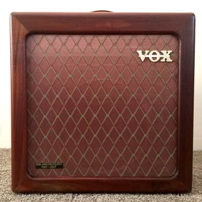 Vox AC15H1TVL 50th Anniversary Hand-Wired Heritage Collection 15-Watt 1x12" Guitar Combo