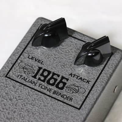 D.A.M. 1966 Tone Bender Replica (05/22) image 6