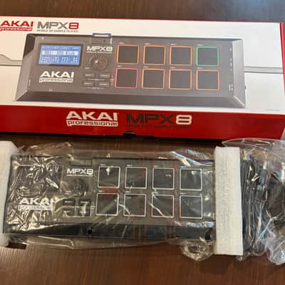 Akai MPX8 SD Sample Player | Reverb