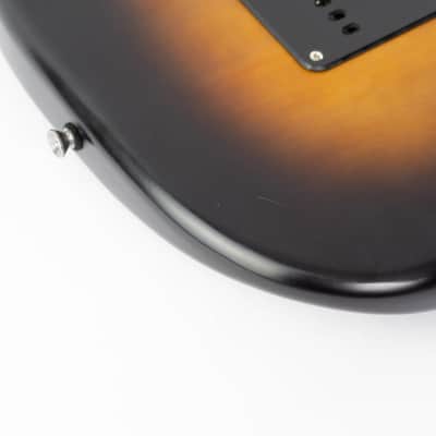 Squier 40th Anniversary Vintage Edition Stratocaster 2022 Satin Wide 2-Colour Sunburst image 23