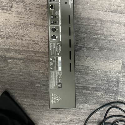 Behringer S16 Digital Snake IO Box 16-Input 8-Output 2015 - Present - Black image 2