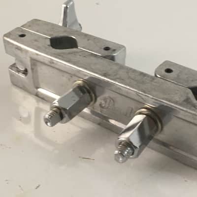 Vintage Pearl Multi-Clamp Drum Mount Real Natural Players Piece Chrome Drum Set Percussion Accessory image 3