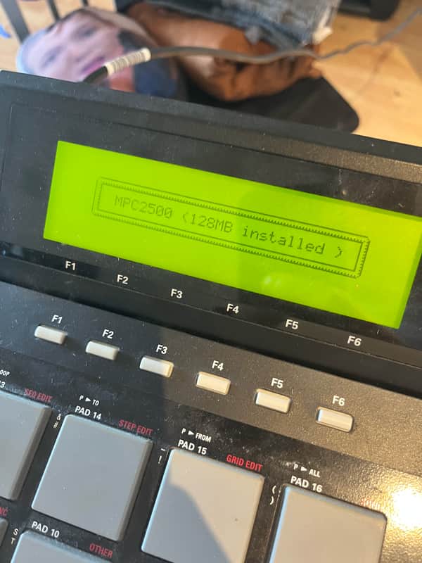 Akai MPC2500 Music Production Center 2005 - 2013 - Black image 1