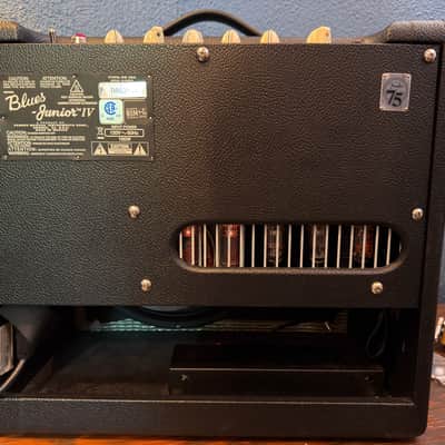 Fender Blues Junior IV 15-Watt 1x12" Guitar Combo 2018 - Present Black image 6