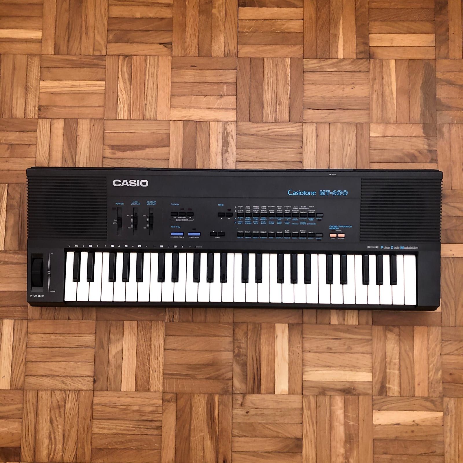 Casio MT-600 Casiotone 49-Key Synthesizer | Reverb