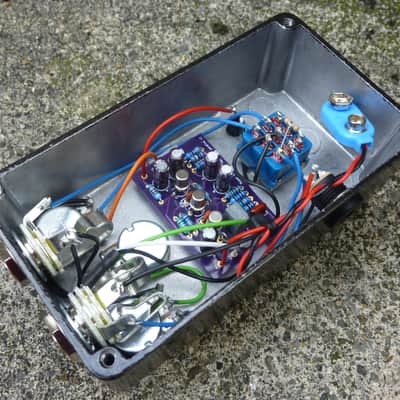 Super Electric Unidrive - Boost Drive Pedal Univox image 3