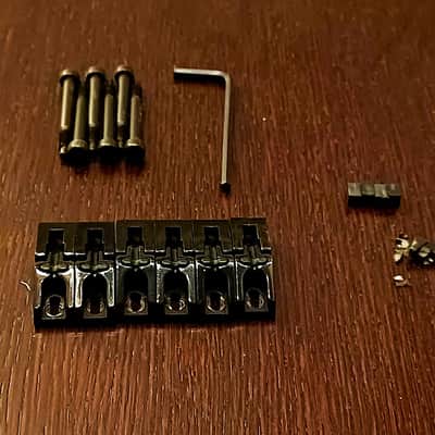 |FLOYD ROSE SADDLES| Graph Tech String Saver PG-0080-B6 + 16" Radius Shim image 3