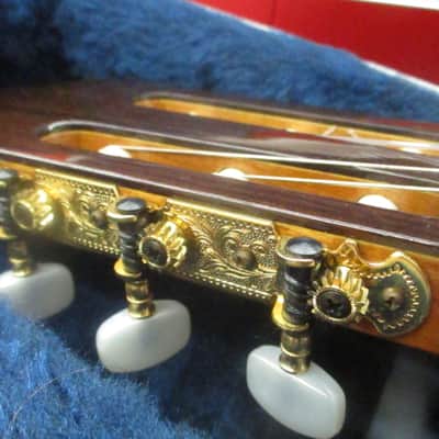Cordoba 50 R Classical Guitar w/ Humicase Solid cedar Top made in Spain! image 5