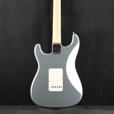 Mint Fender '68 Stratocaster DLX Closet Classic - Aged Blue Ice Metallic image 12
