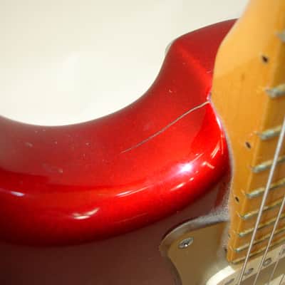 2005 Fender American Deluxe Strat V Neck Electric Guitar, Maple Fingerboard, Candy Apple Red w/ Case image 11