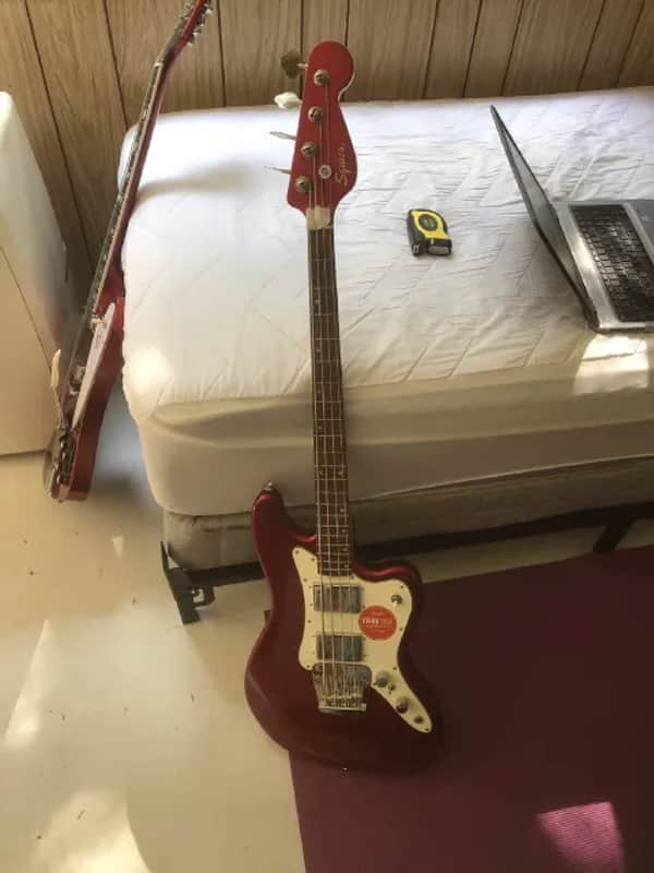 Squier Paranormal Rascal Bass HH