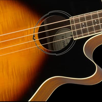Fender Alternative FA-450CE Jumbo 3-Colour Sunburst Electro Acoustic Bass image 4