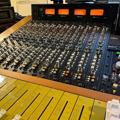 API 7600 Input Module Mic Pre / EQ / Compressor 2000s Black image 2