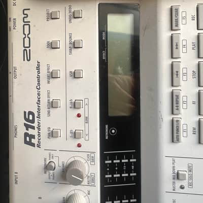 Zoom R16 USB Audio Interface / Digital Multitrack Recorder / Control Surface 2010s - White image 4
