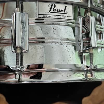 Pearl 5 x 14" Steel Shell Snare Drum 10 Lug image 8