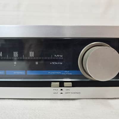 Pioneer TX-520 AM/FM Tuner 1981 image 2
