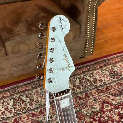 Fender Kenny Wayne Shepherd Sign. Stratocaster Transparent Faded Sonic Blue + 3,412 kg image 3