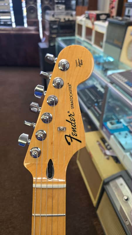 Fender Mexican Standard Stratocaster 2013 - Sunburst | Reverb