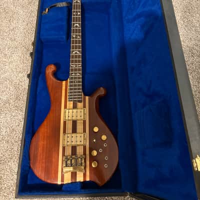Lado Super Falcon Bass image 1