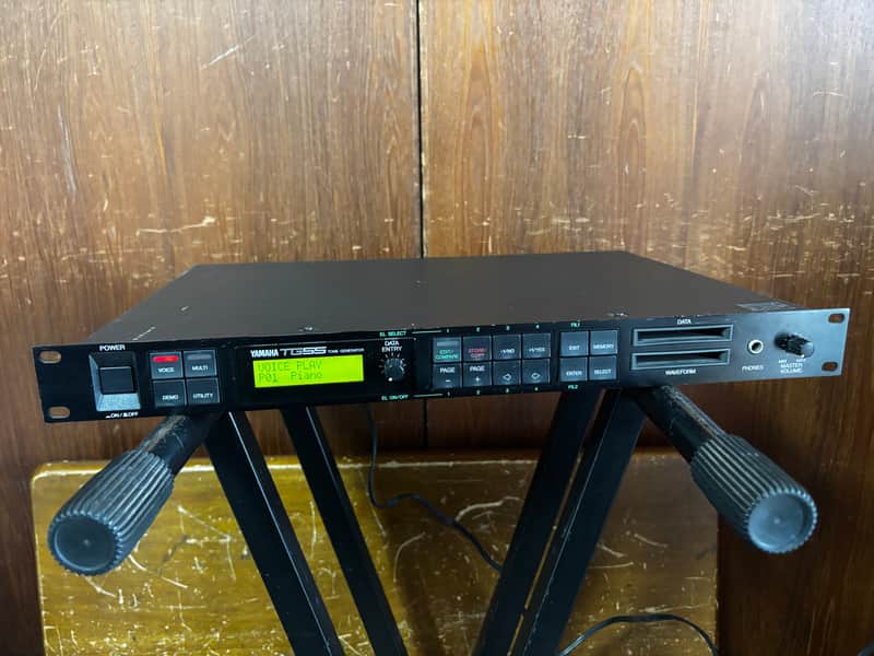 Yamaha TG55 Tone Generator Rackmount Synthesizer | Reverb