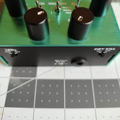 Fender Marine Layer Reverb 2018 - Present - Green image 3
