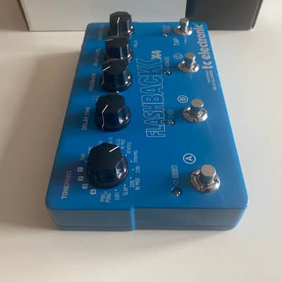 TC Electronic Flashback X4 Delay & Looper 2011 - 2019 - Blue image 5