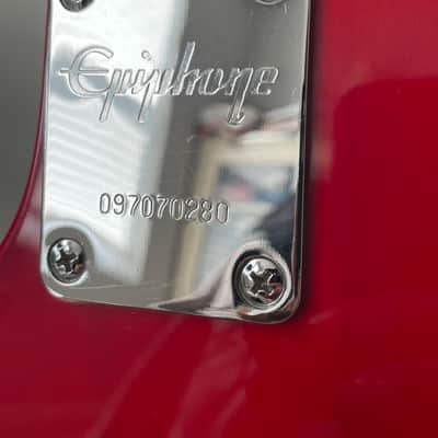 Epiphone Special Model Sunburst + Amp & Accessories image 11