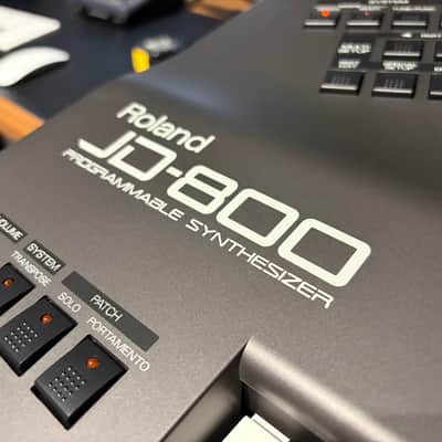 Roland JD-800 Digital Synthesizer 1990s - Excellent Condition - No Red Glue Issue
